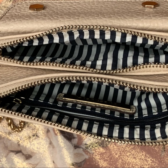 Cross body chain strap boutique purse - Picture 2 of 4